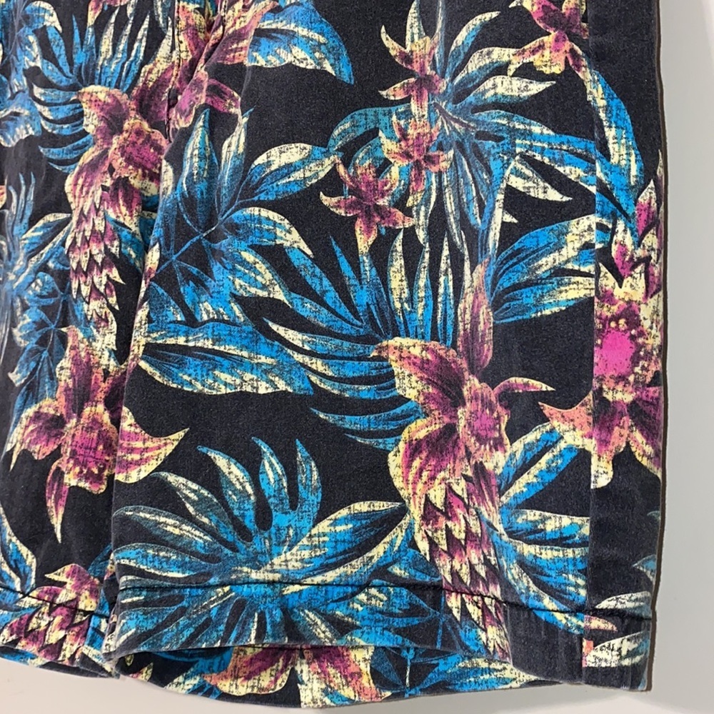 George 32 men’s flat front black tropical print - Picture 3 of 8